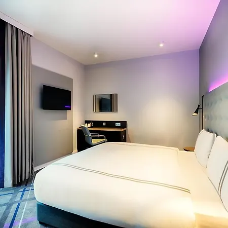 Premier Centre Hotell 3*