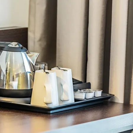 Premier Centre Hotell