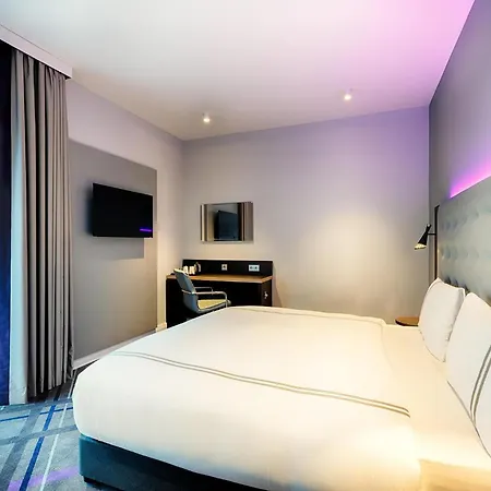 Premier Centre Hotel