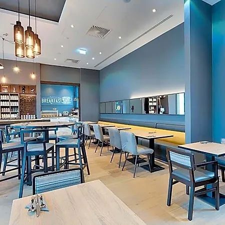 Premier Centre Szálloda 3*